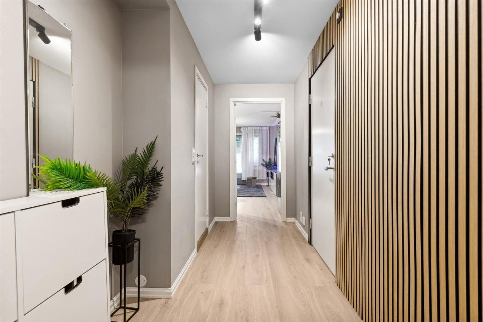 Luxurious Modern Room In Central Oslo - Eur 4K Expensive Bed And 82" Cinematic Tv Экстерьер фото