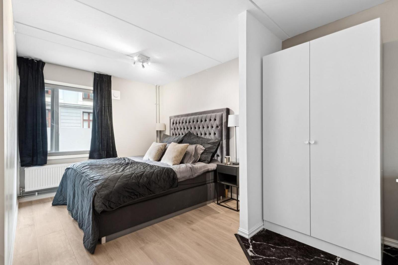 Luxurious Modern Room In Central Oslo - Eur 4K Expensive Bed And 82" Cinematic Tv Экстерьер фото