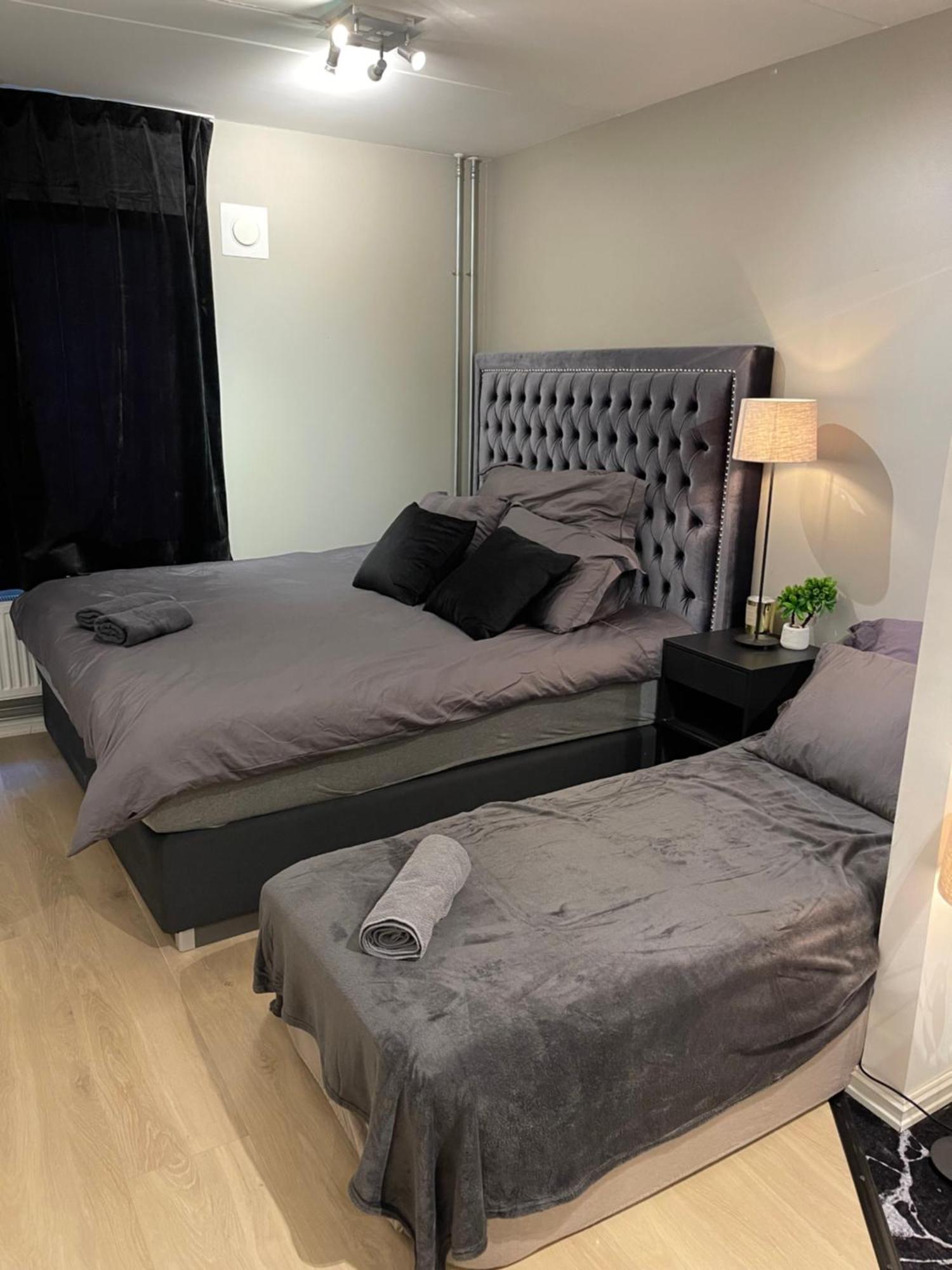 Luxurious Modern Room In Central Oslo - Eur 4K Expensive Bed And 82" Cinematic Tv Экстерьер фото